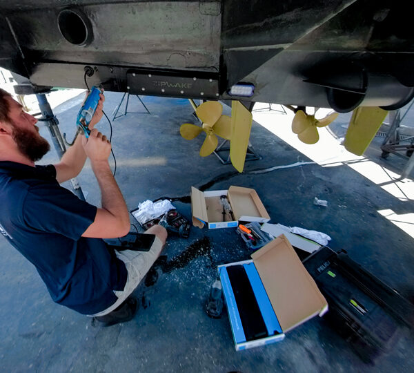 dynamic trimming control system installation - glue mounting